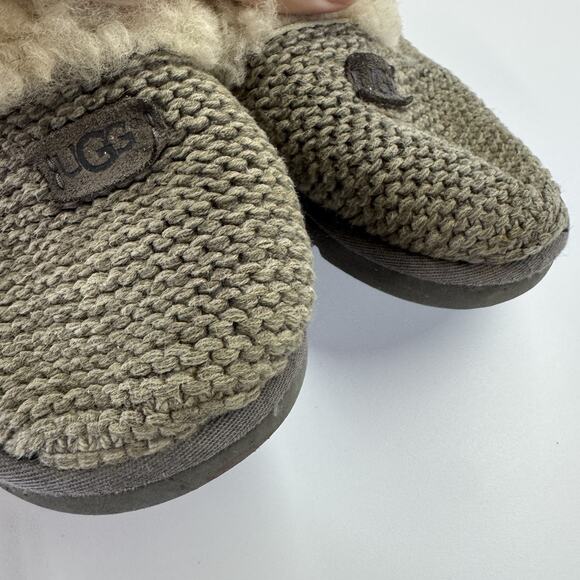UGG Slippers Womens Size 8 Knit Shearling Grey Green Slip On Cozy Shoes Warm - Picture 3 of 11